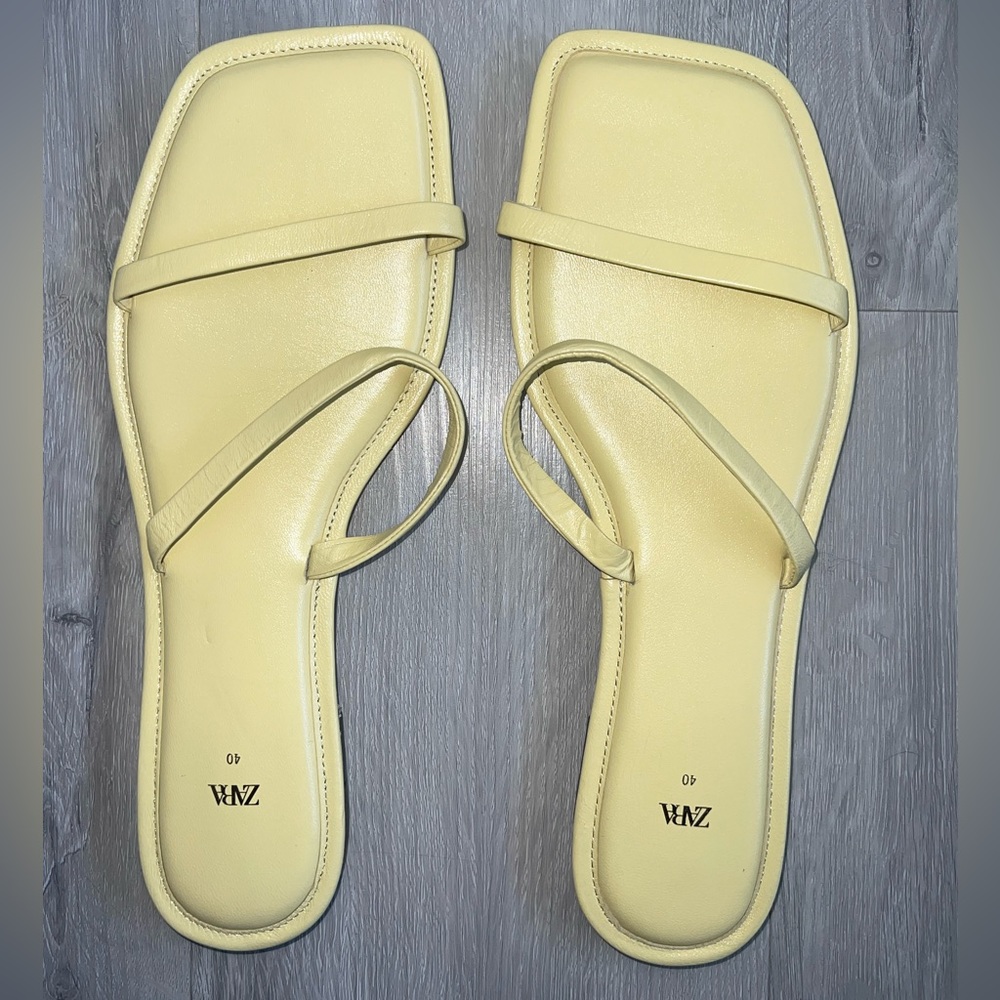 Zara Yellow Leather Square Toe Slide Sandals
